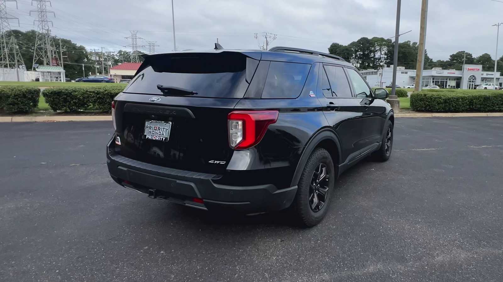 Thumbnail: 2023 Ford Explorer - 8