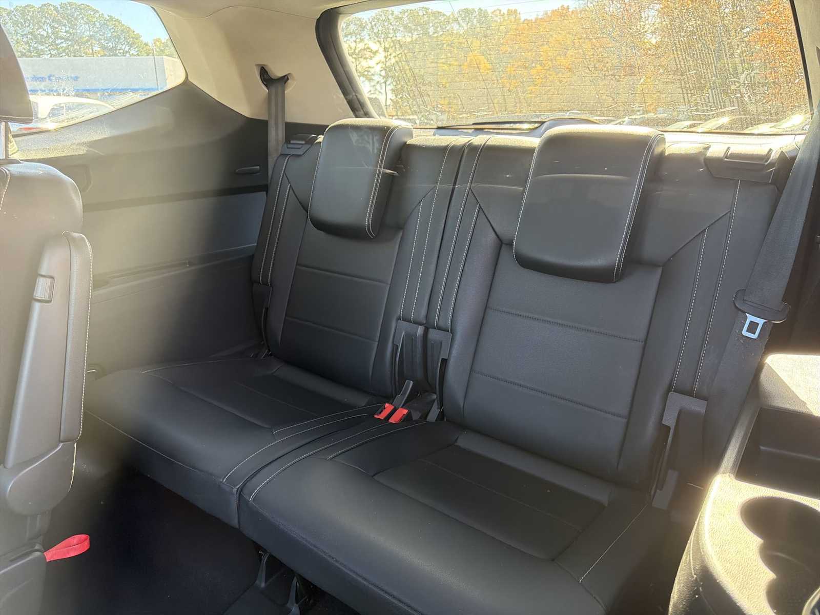 Thumbnail: 2021 Volkswagen Atlas - 26