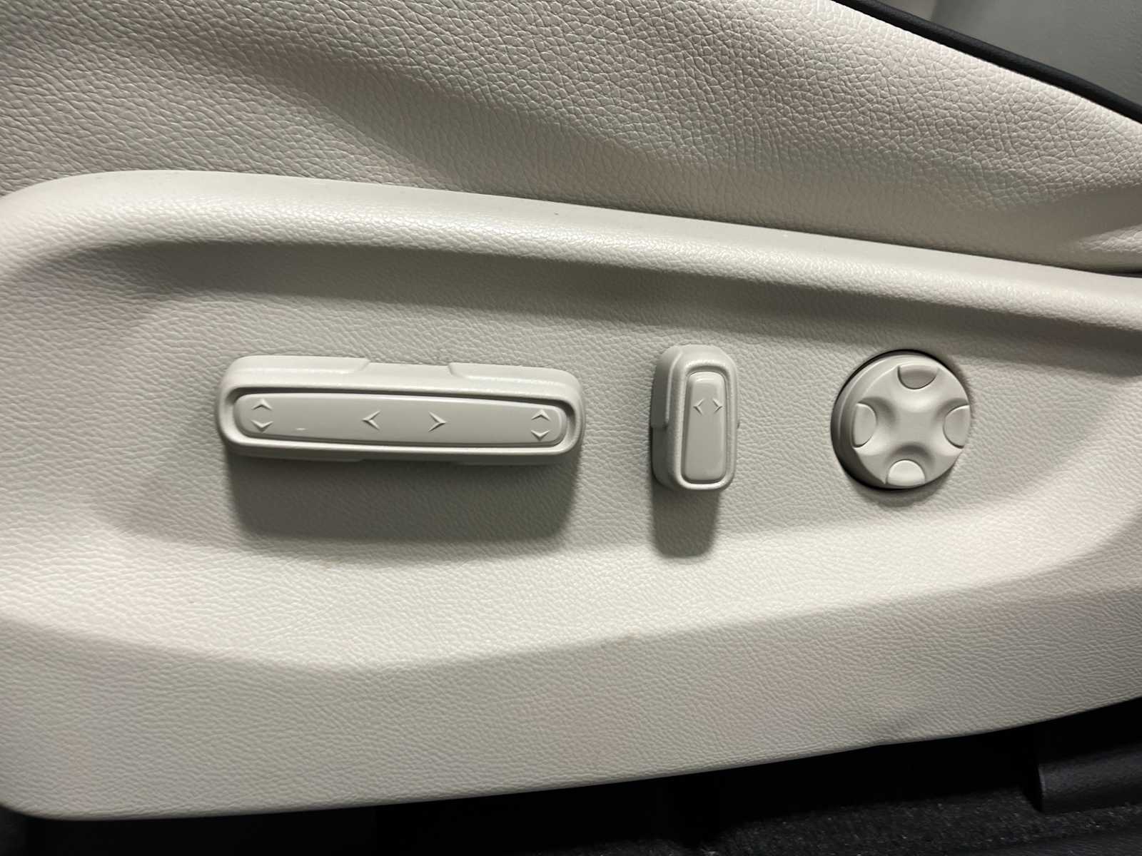 Thumbnail: 2026 Honda Odyssey - 14