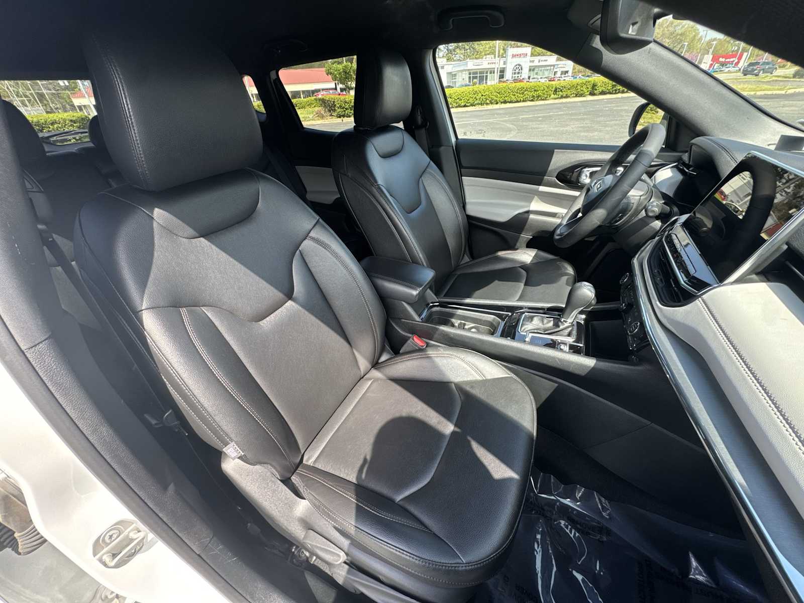 Thumbnail: 2024 Jeep Compass - 24