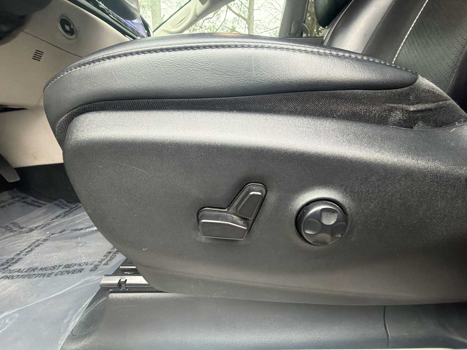 Thumbnail: 2023 Chrysler Pacifica - 14