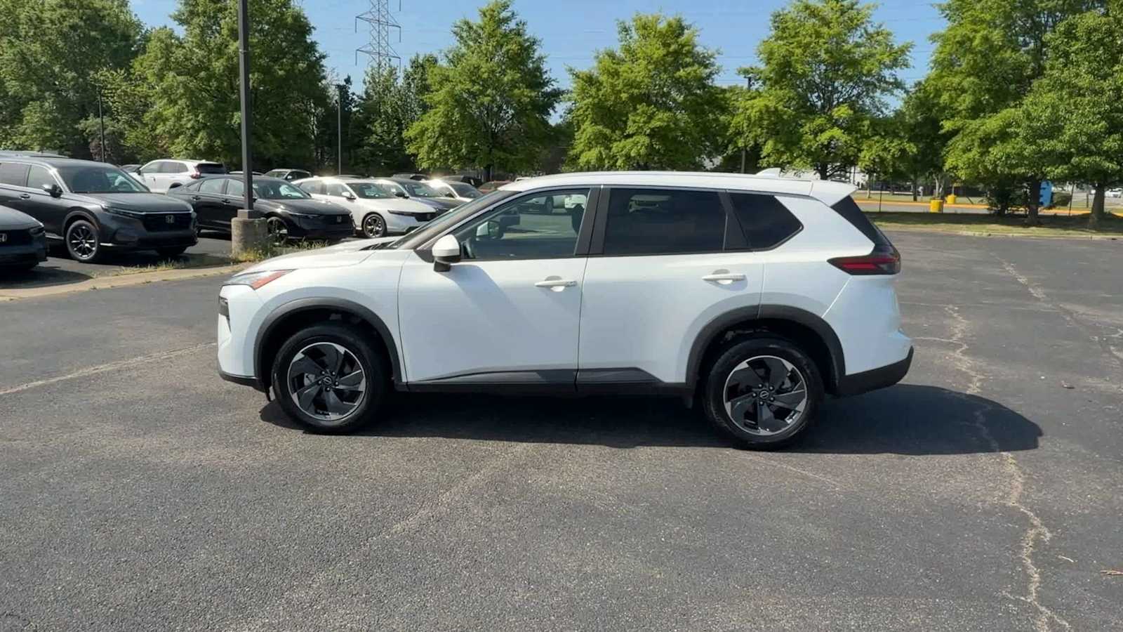 Thumbnail: 2024 Nissan Rogue - 5