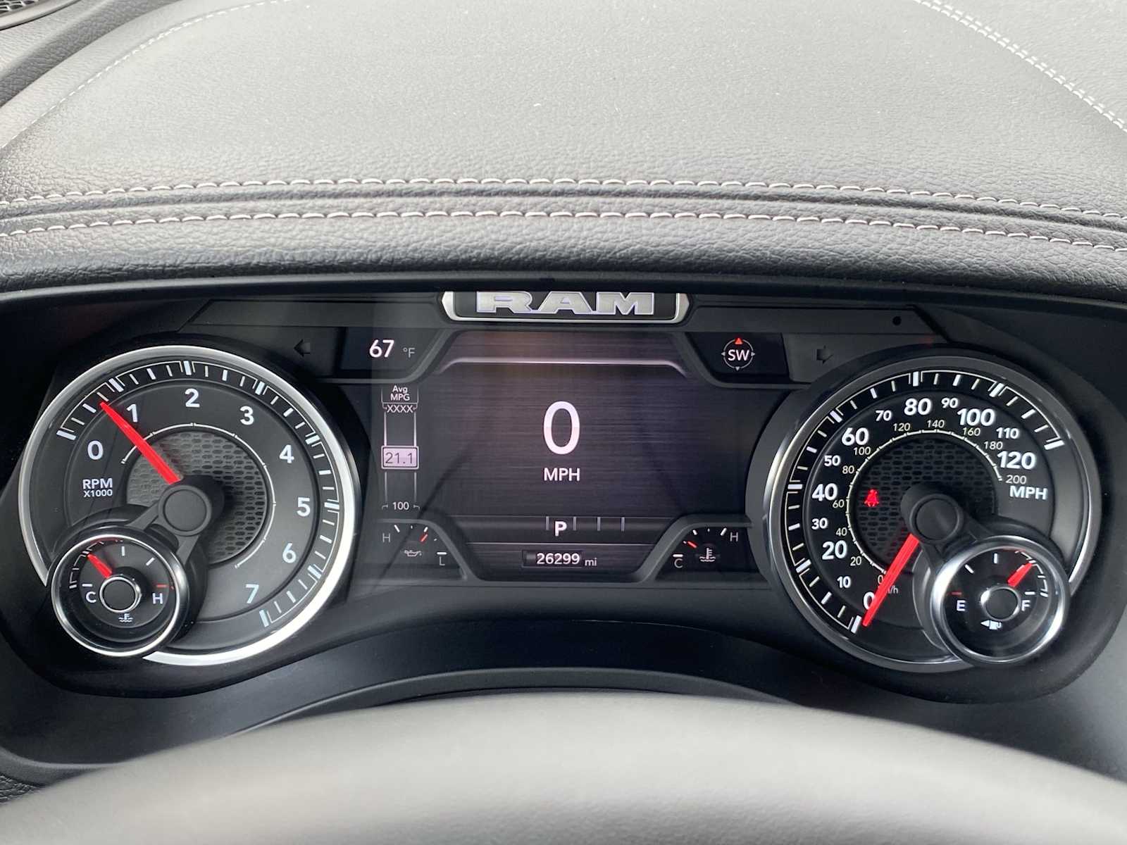 Thumbnail: 2025 RAM 1500 - 10