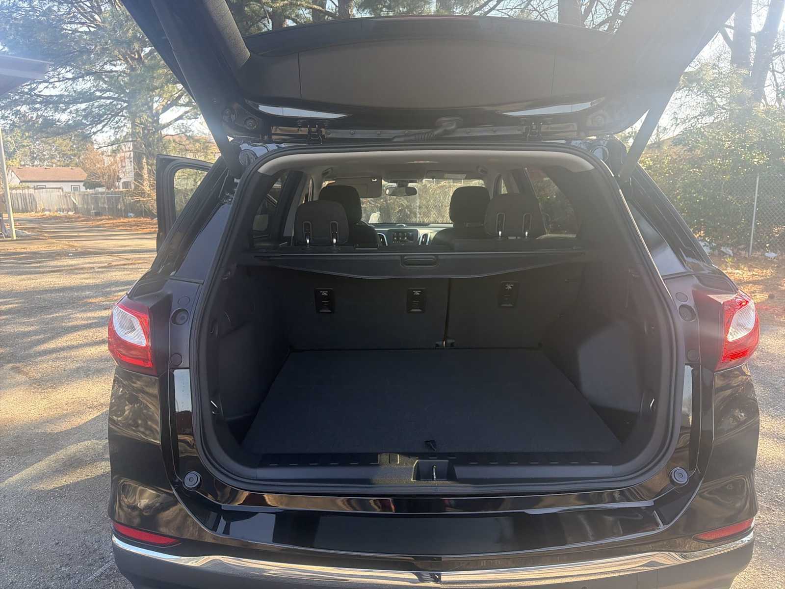 Thumbnail: 2019 Chevrolet Equinox - 19