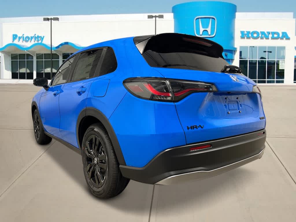 Thumbnail: 2027 Honda HR-V - 3