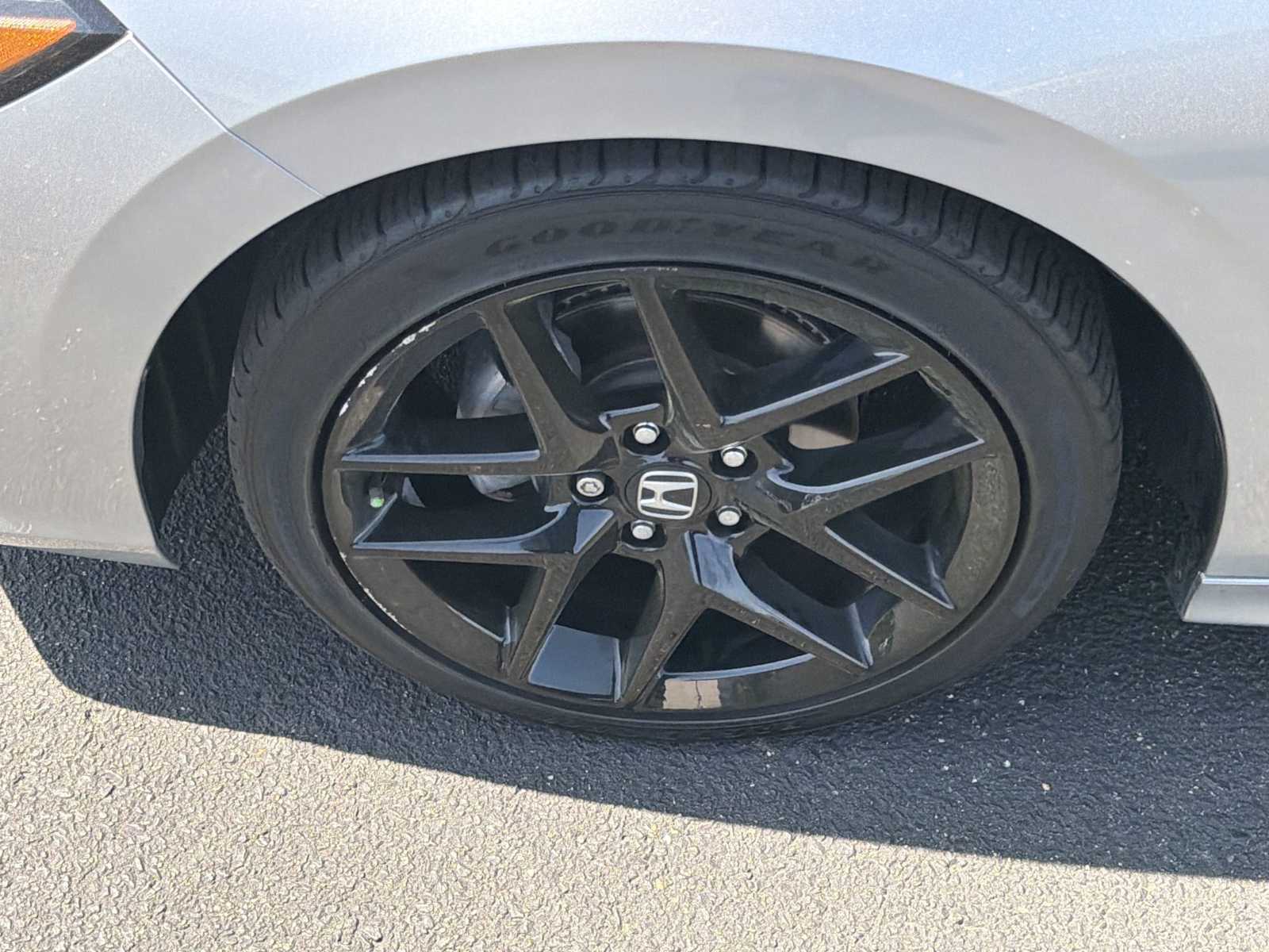 Thumbnail: 2024 Honda Civic - 18