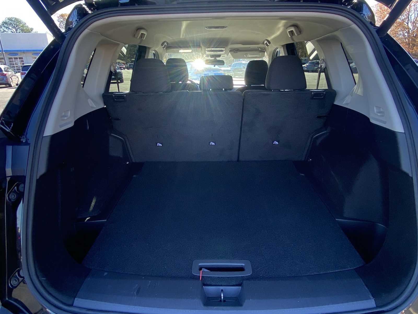 Thumbnail: 2025 Nissan Rogue - 19