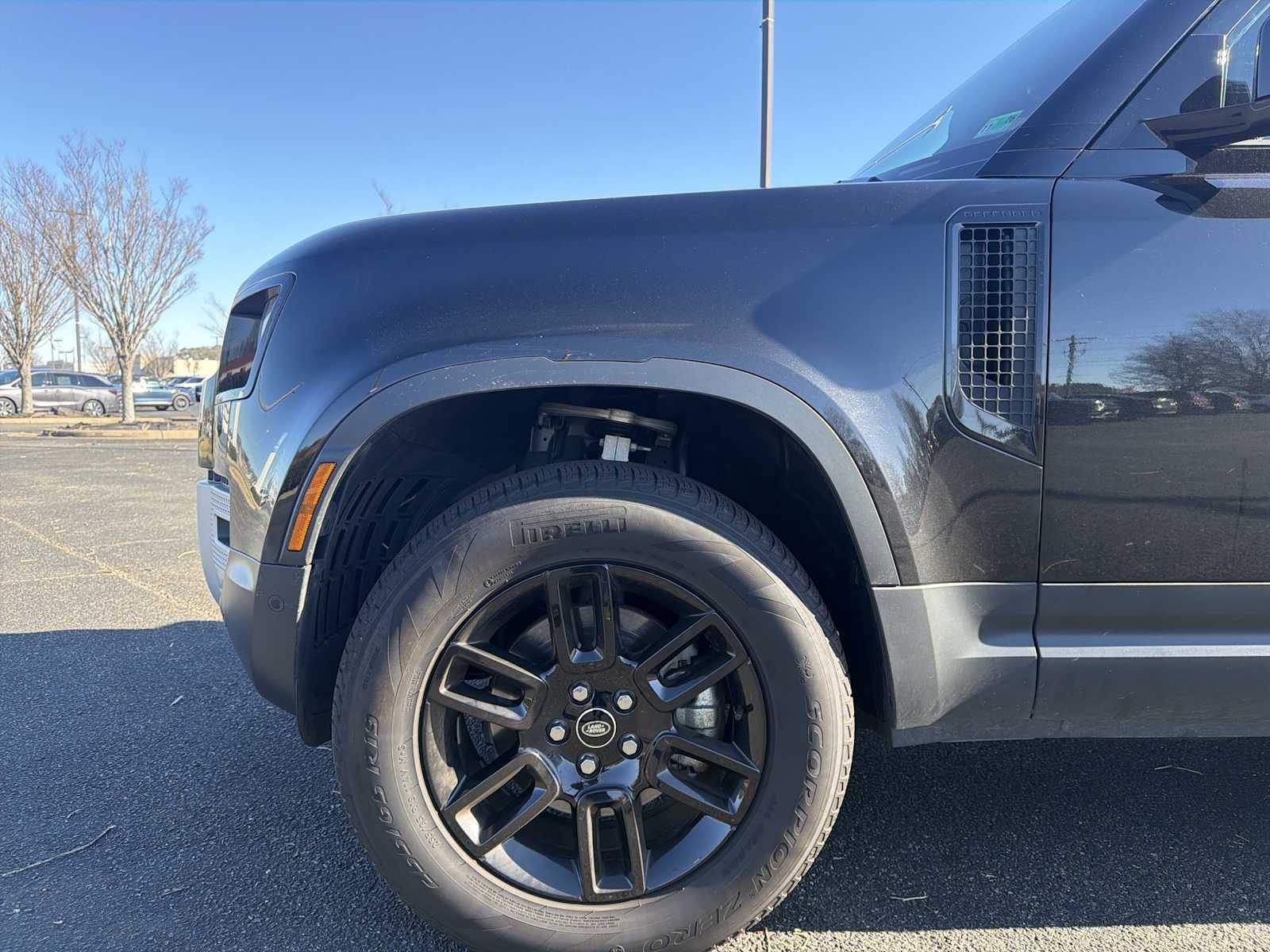 Thumbnail: 2025 Land Rover Defender - 19