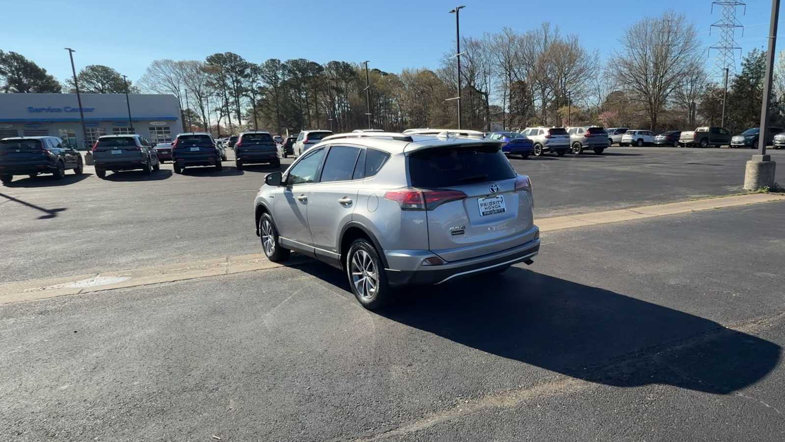 Thumbnail: 2018 Toyota RAV4 - 7