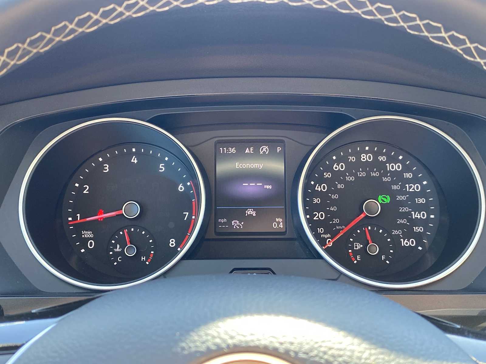 Thumbnail: 2021 Volkswagen Tiguan - 10