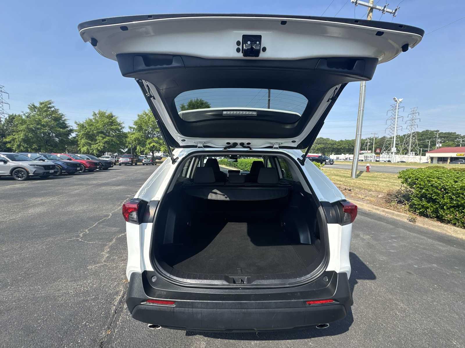Thumbnail: 2024 Toyota RAV4 - 19