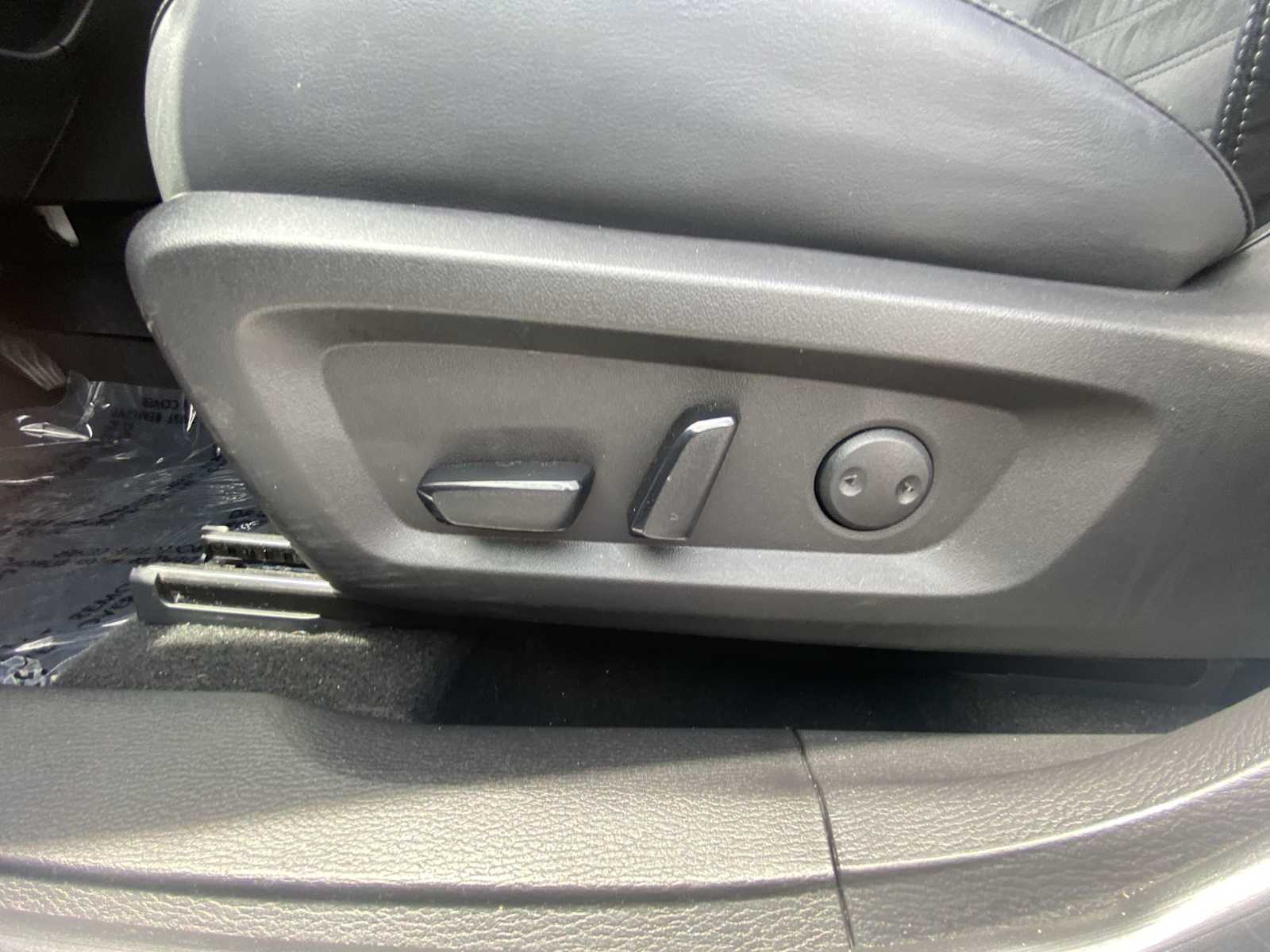 2023 Mitsubishi Outlander Black Edition 14