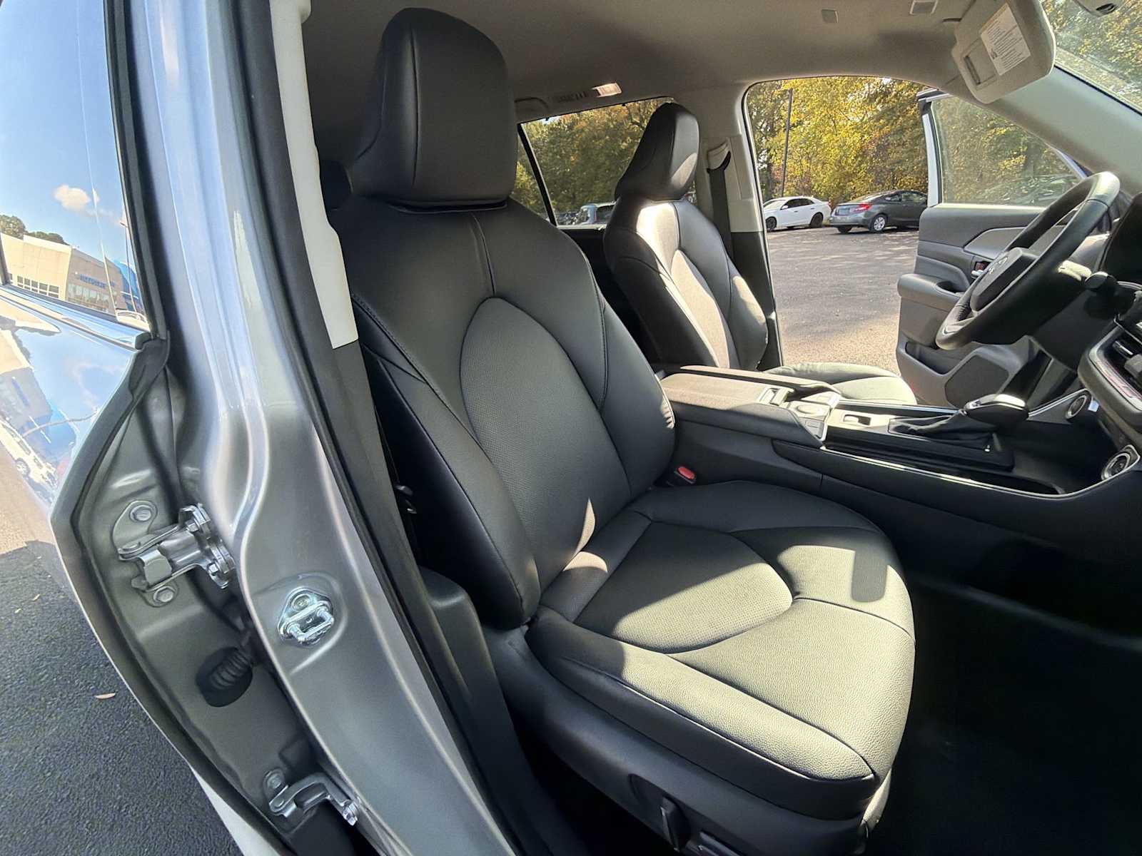 Thumbnail: 2024 Toyota Grand Highlander - 26