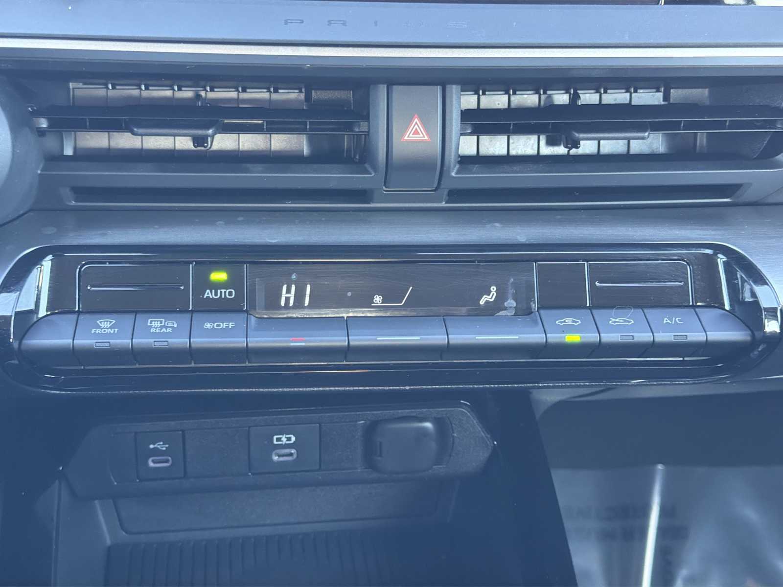 Thumbnail: 2024 Toyota Prius - 16