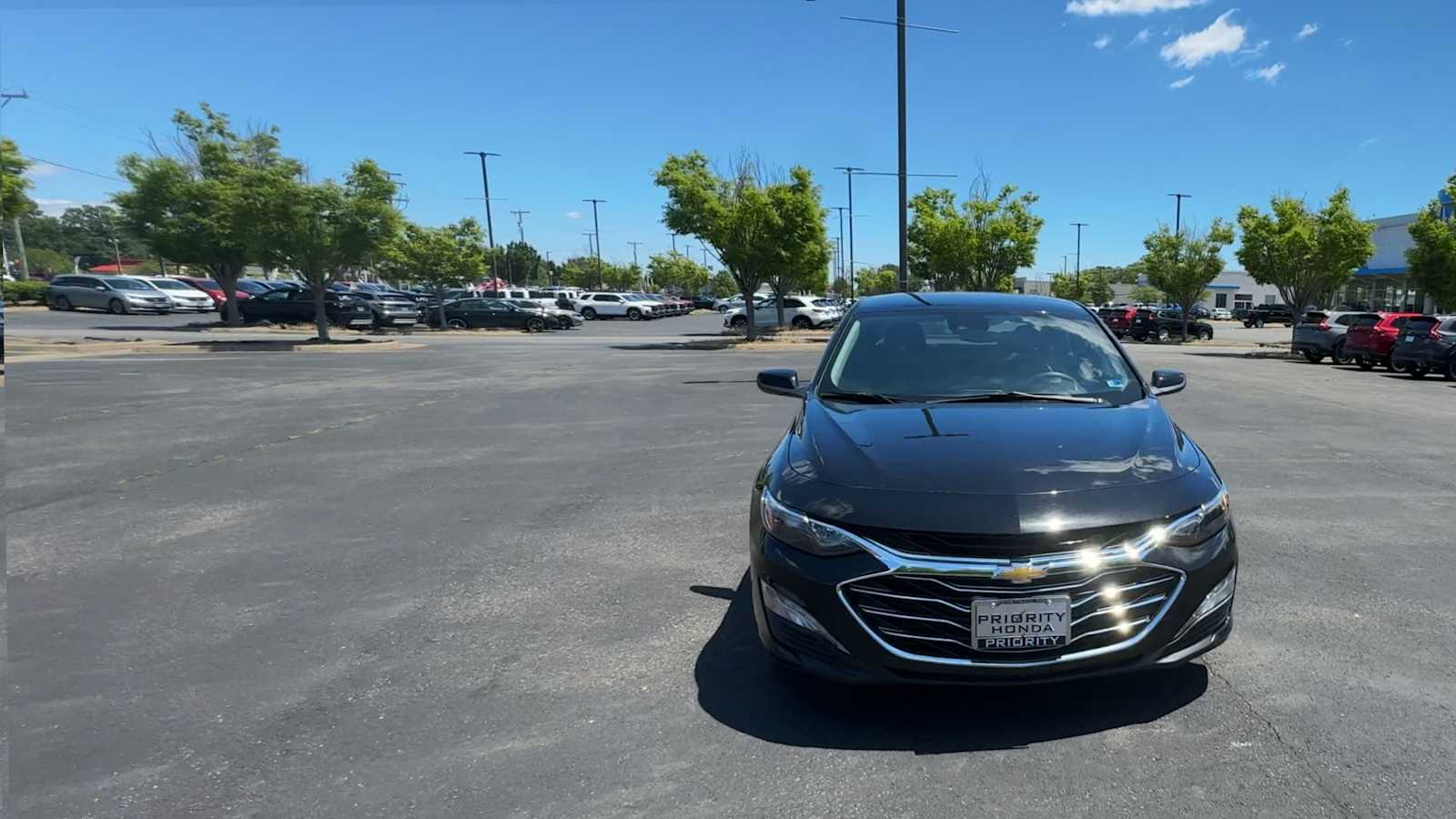 Thumbnail: 2024 Chevrolet Malibu - 3