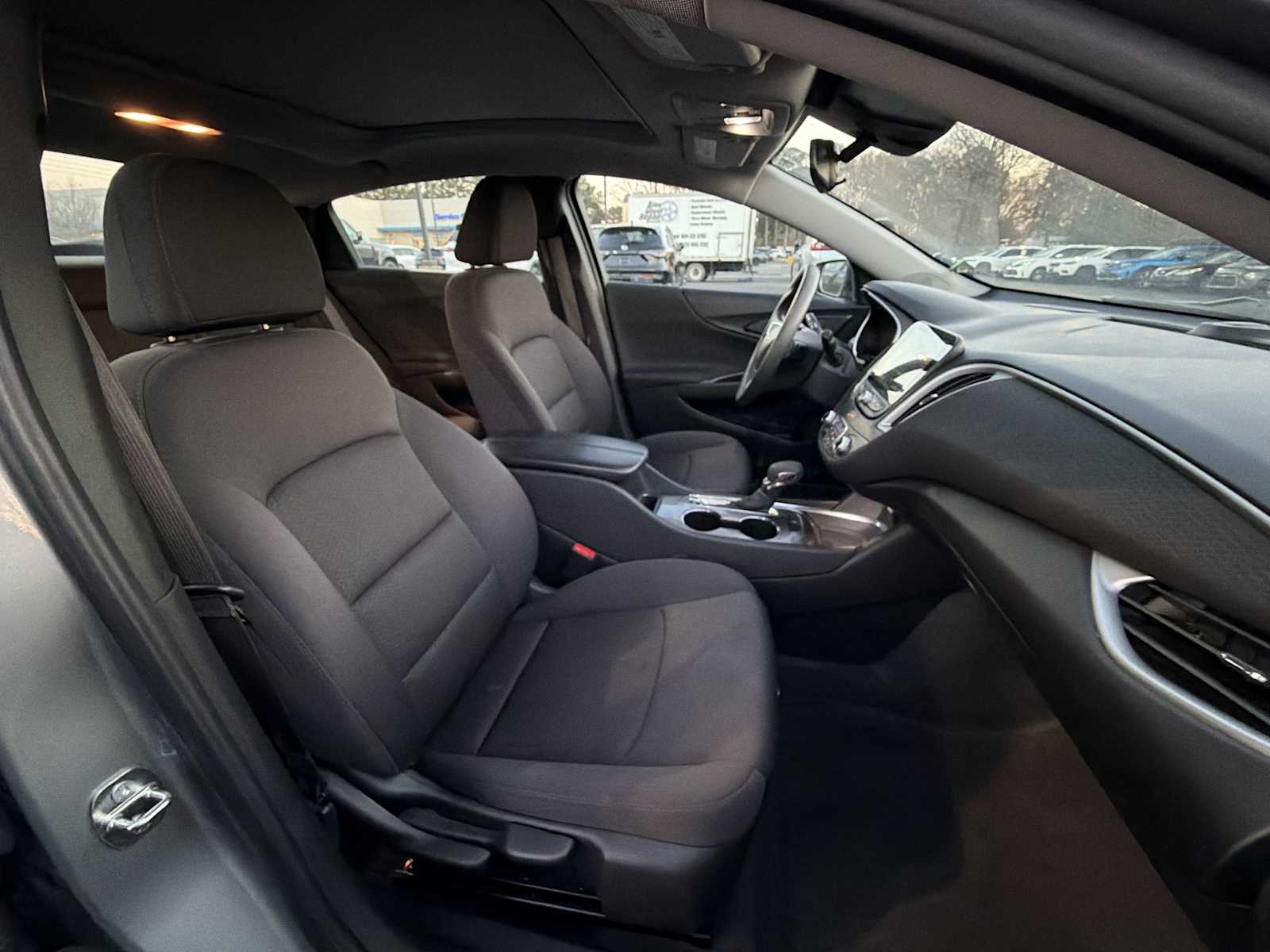 Thumbnail: 2023 Chevrolet Malibu - 25