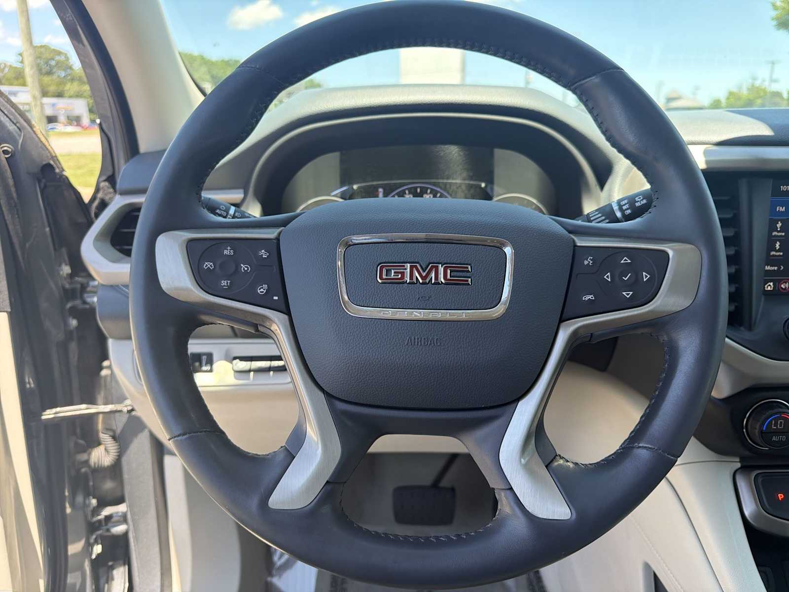 Thumbnail: 2021 GMC Acadia - 11