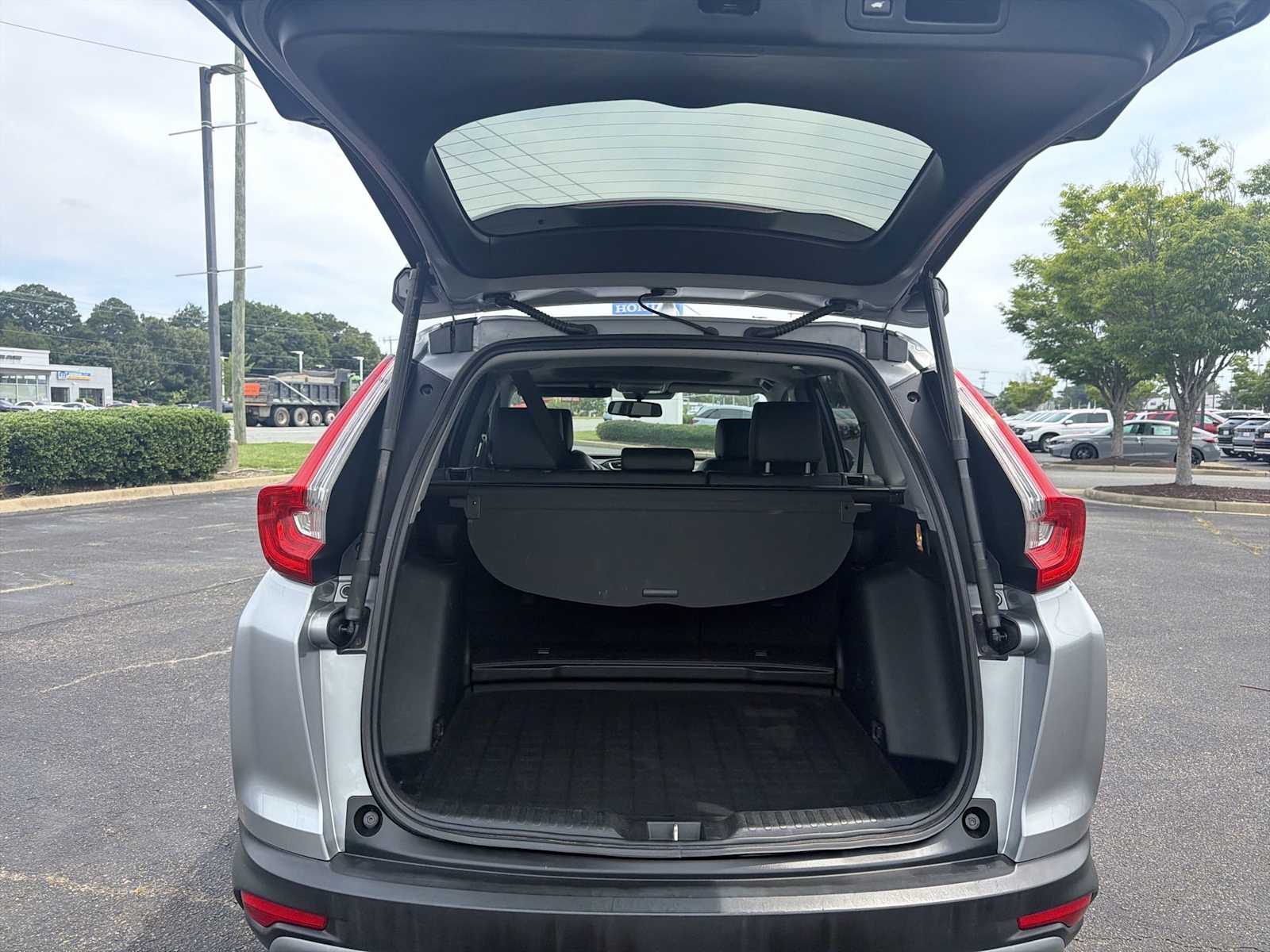 Thumbnail: 2018 Honda CR-V - 21