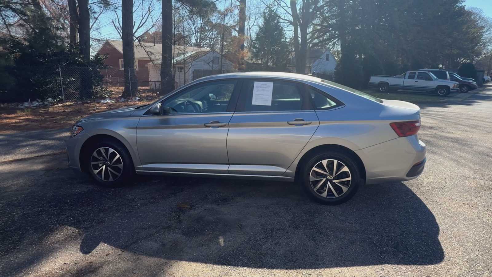 Thumbnail: 2024 Volkswagen Jetta - 11