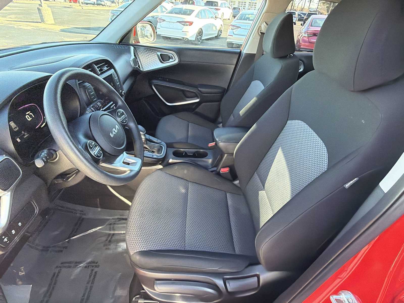 Thumbnail: 2023 Kia Soul - 13