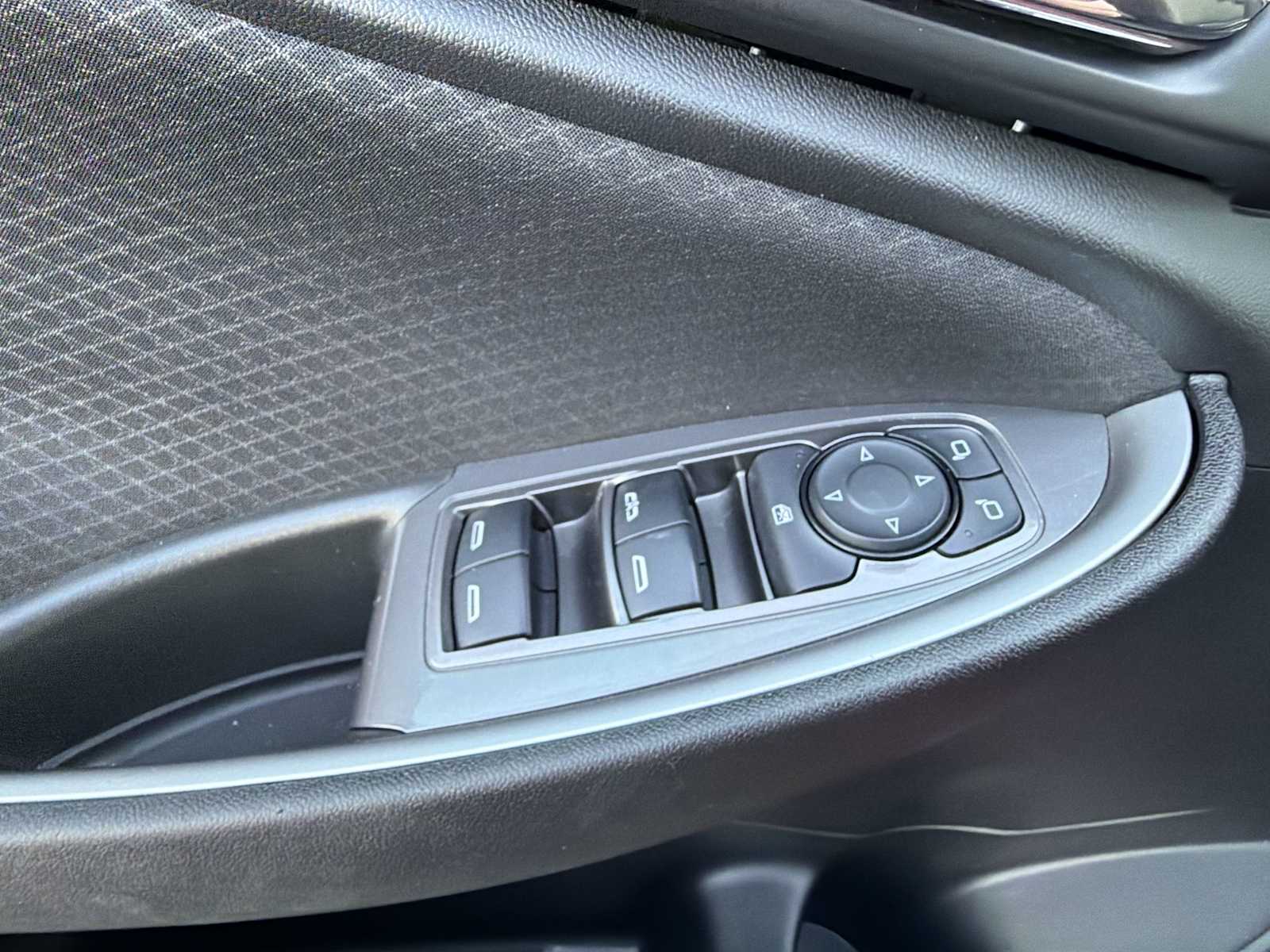 Thumbnail: 2025 Chevrolet Malibu - 15