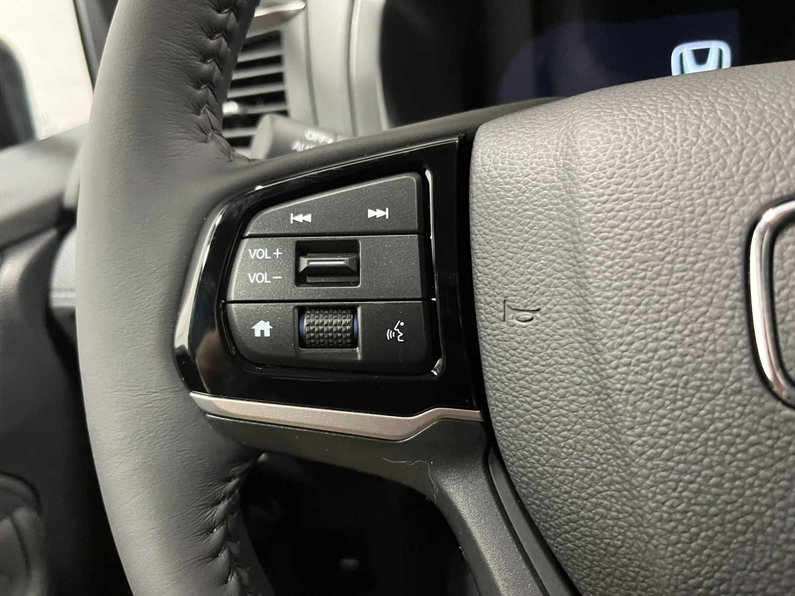 Thumbnail: 2026 Honda Odyssey - 16