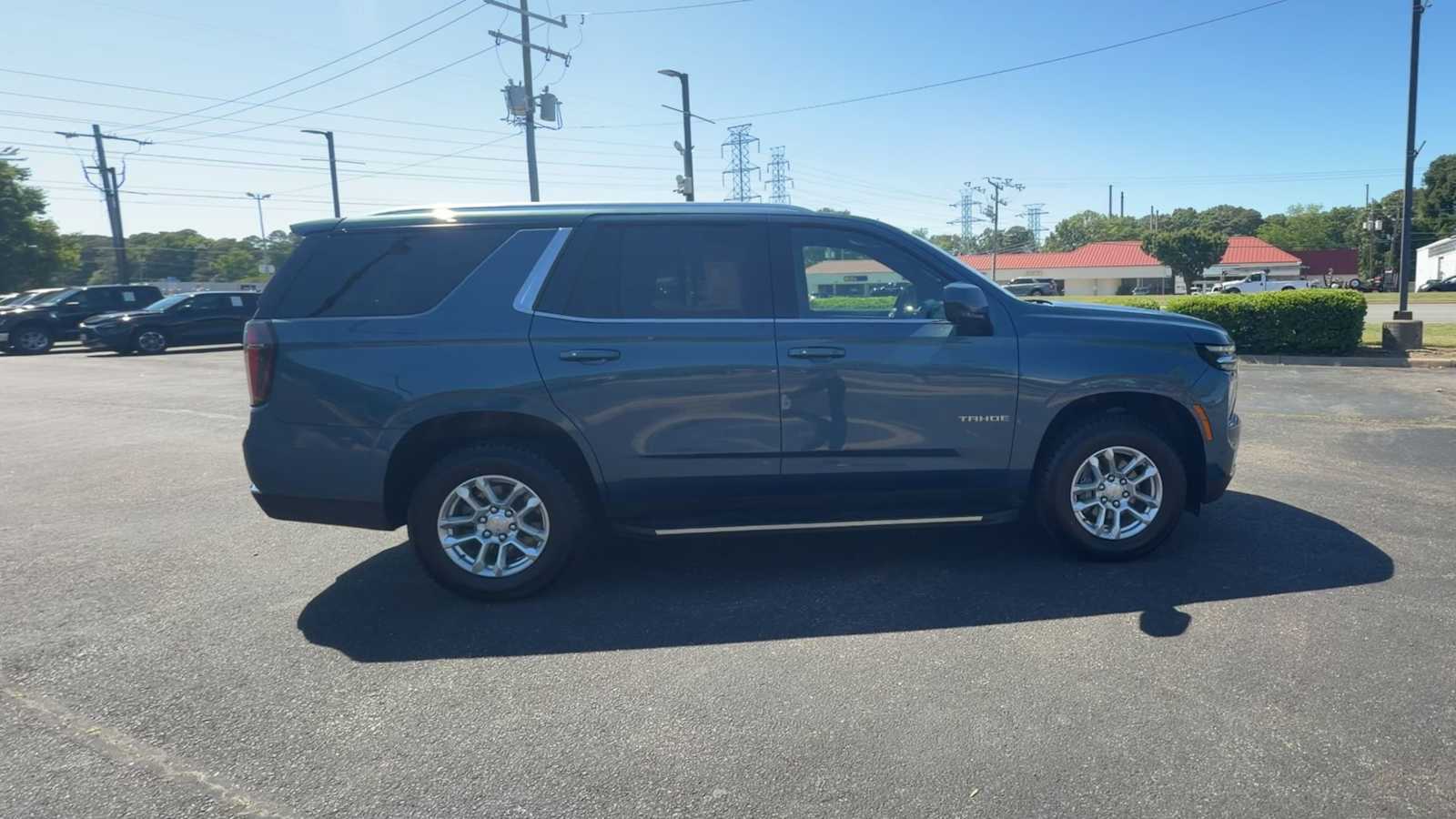 Thumbnail: 2025 Chevrolet Tahoe - 9