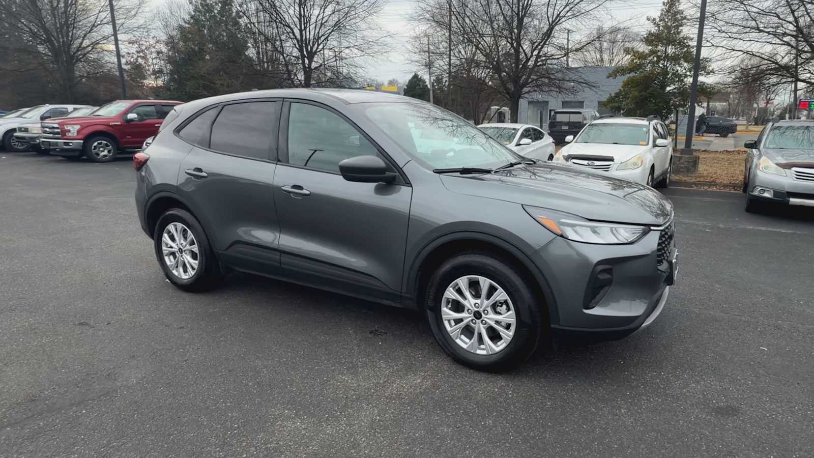 Thumbnail: 2025 Ford Escape - 2