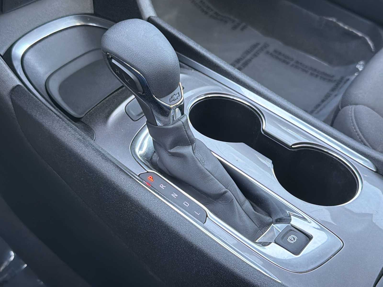 Thumbnail: 2023 Chevrolet Malibu - 21