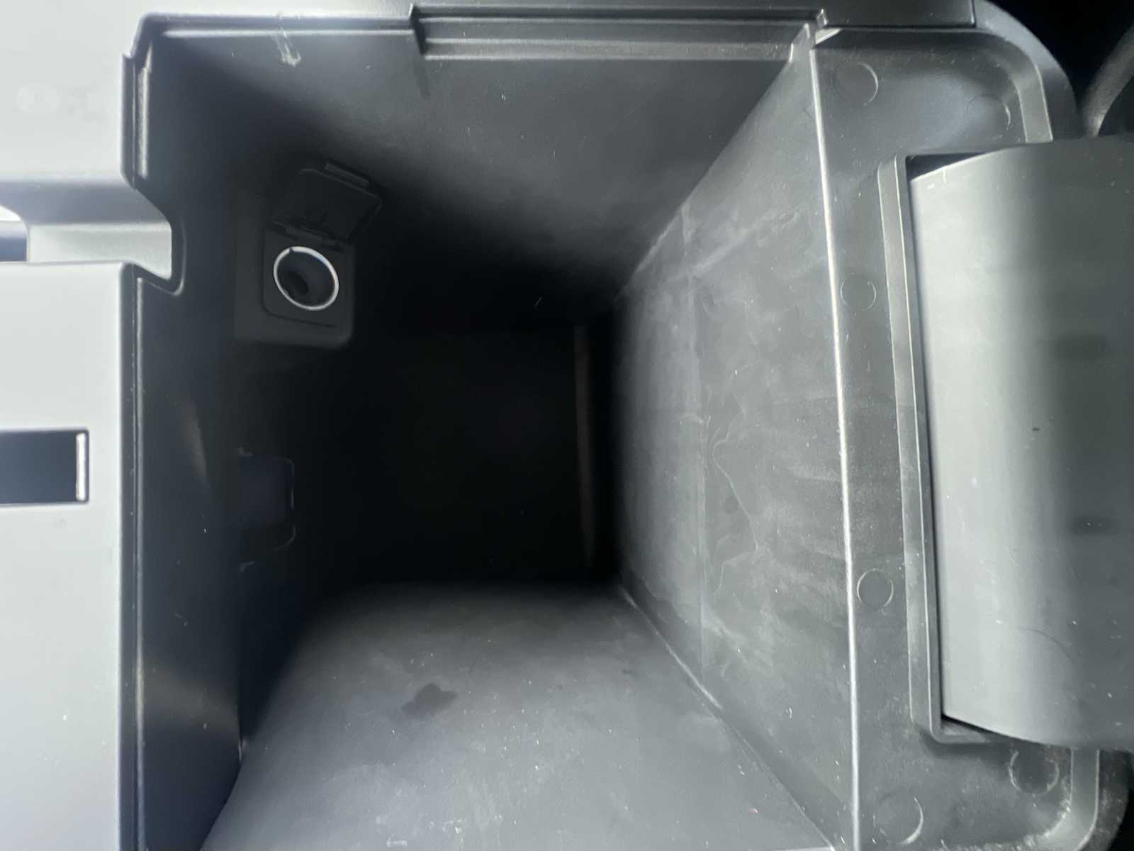 Thumbnail: 2023 Ford Explorer - 22