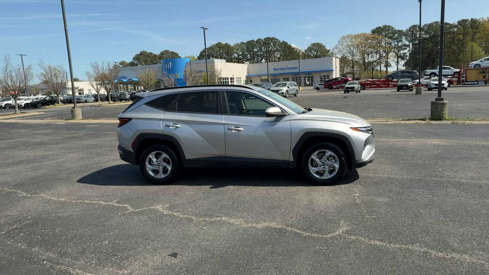 Thumbnail: 2024 Hyundai Tucson - 9