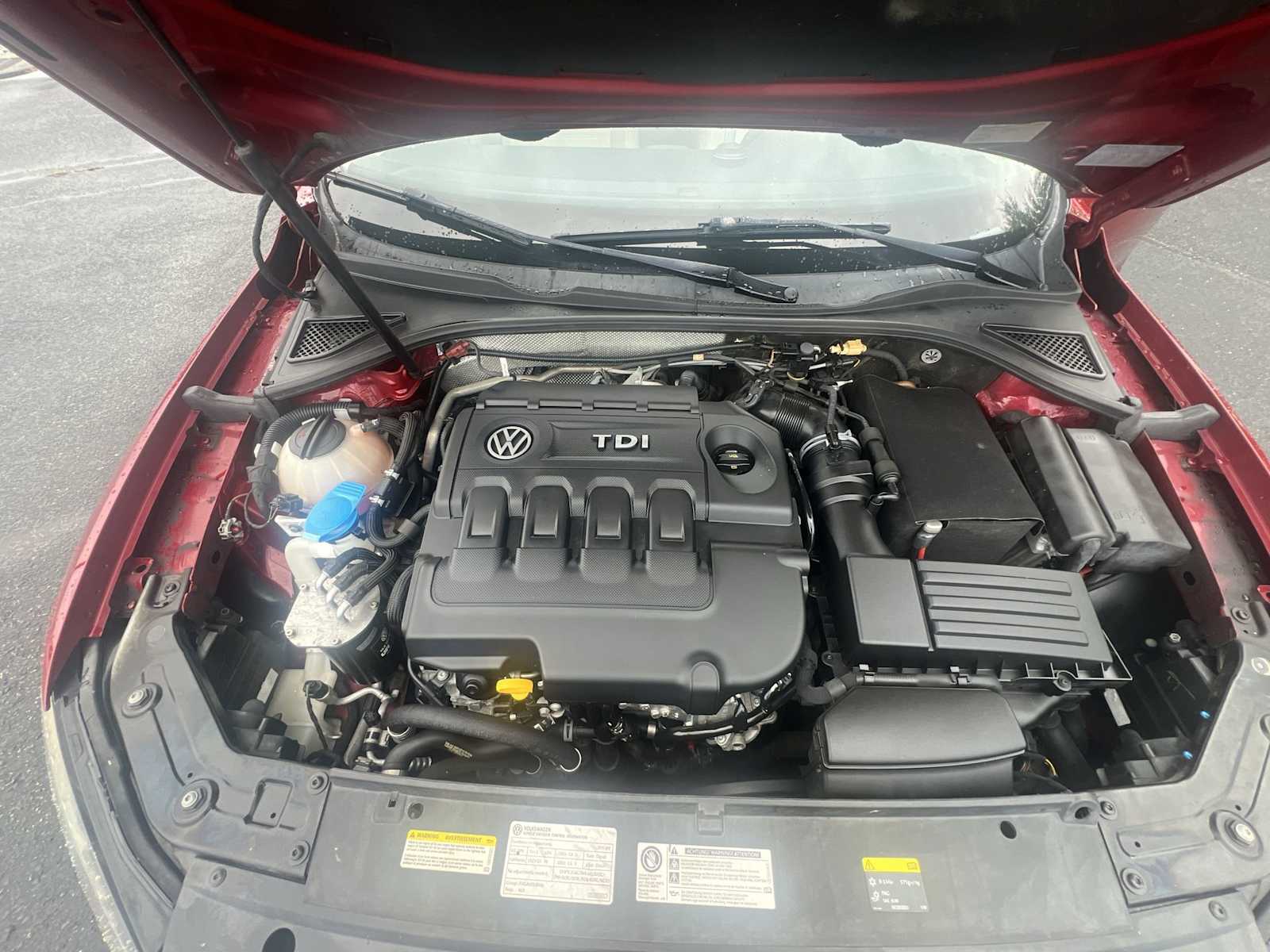 Thumbnail: 2015 Volkswagen Passat - 18