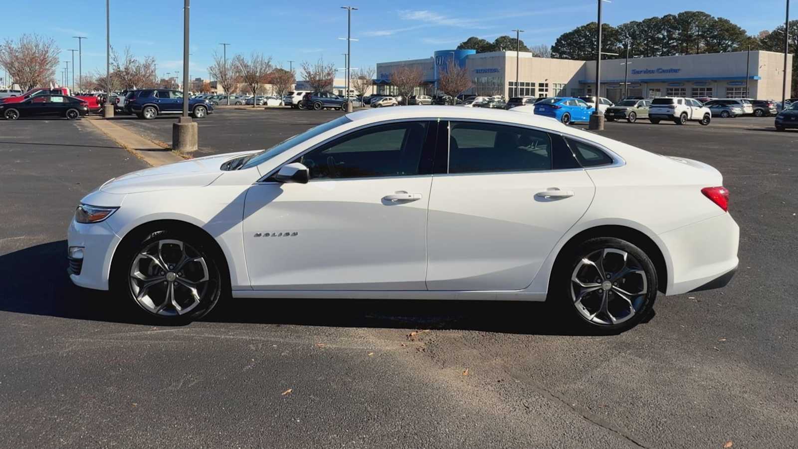 Thumbnail: 2024 Chevrolet Malibu - 5