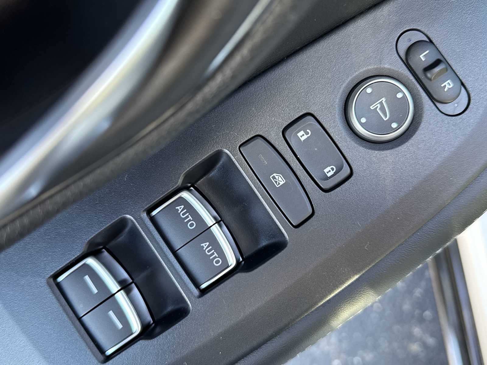 Thumbnail: 2026 Honda HR-V - 15