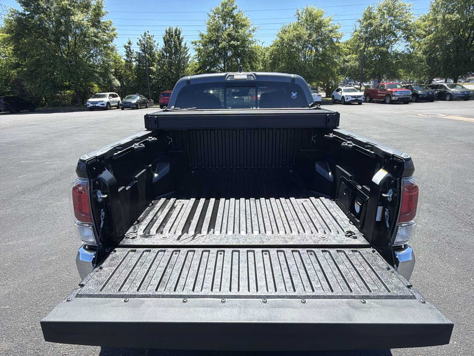 Thumbnail: 2023 Toyota Tacoma - 19