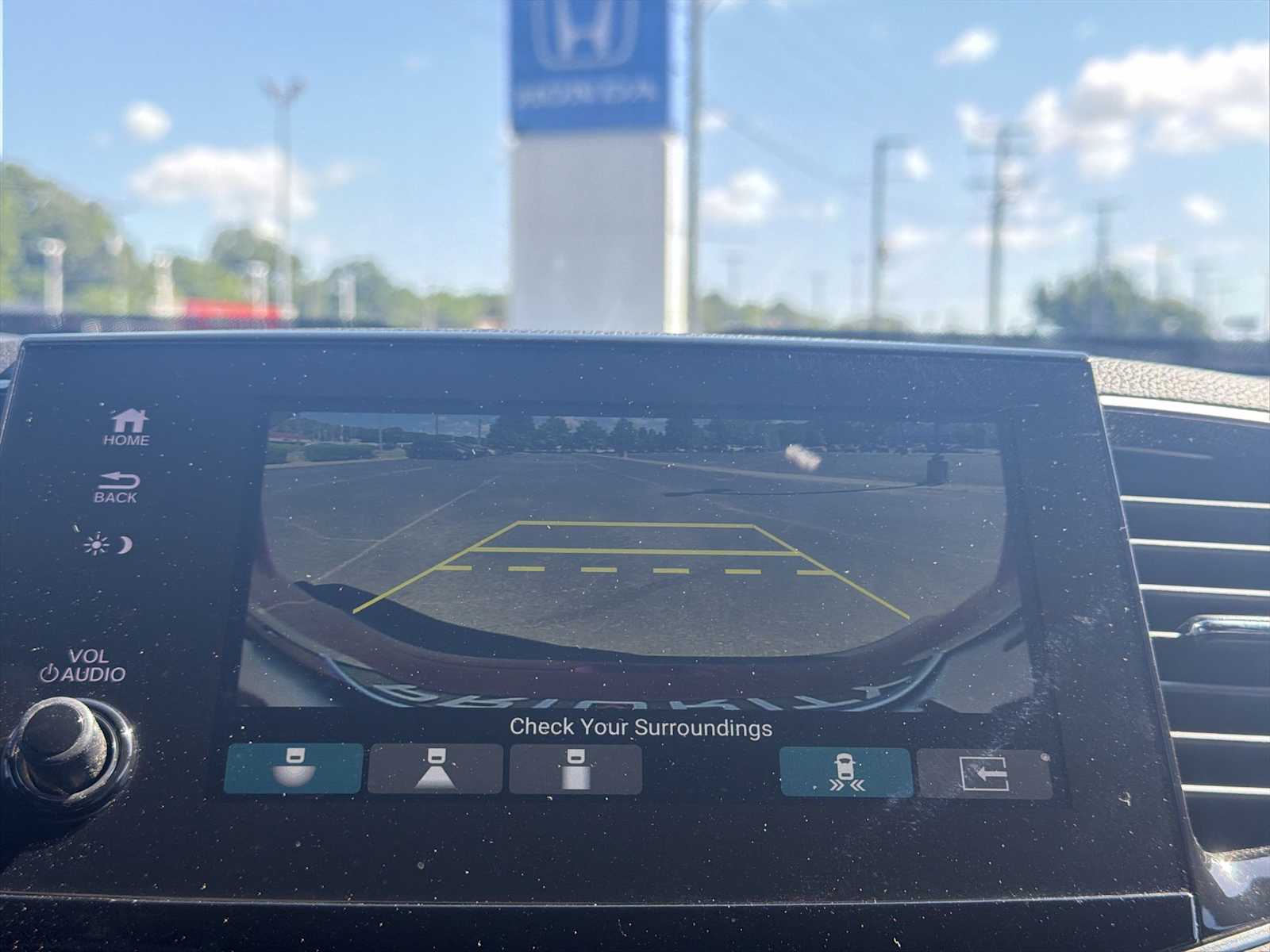 Thumbnail: 2025 Honda Passport - 24