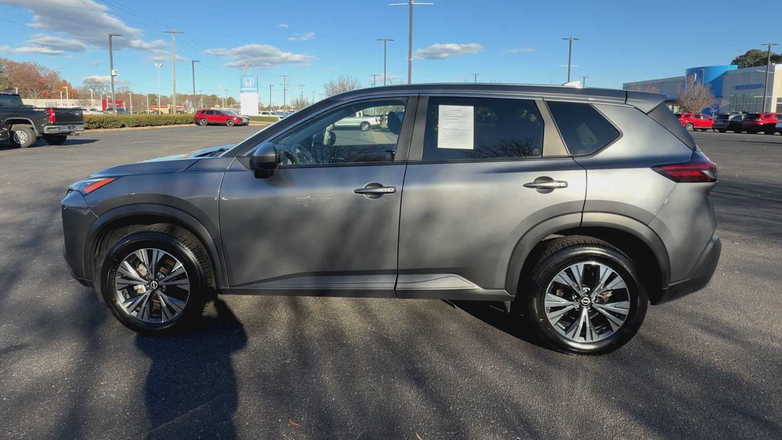 Thumbnail: 2023 Nissan Rogue - 5