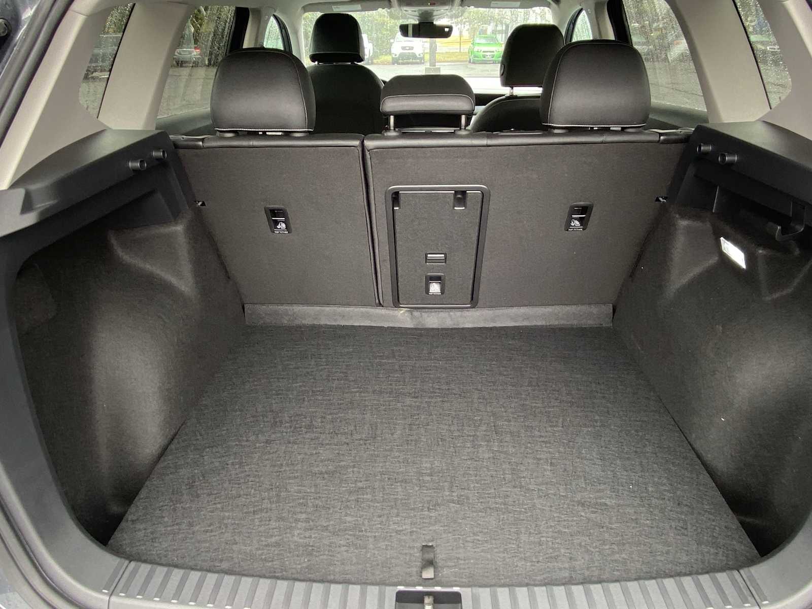 Thumbnail: 2025 Volkswagen Taos - 21