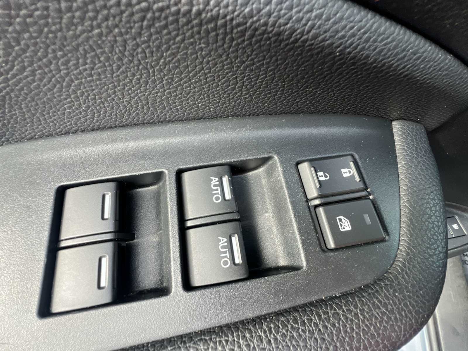 Thumbnail: 2022 Honda Pilot - 15