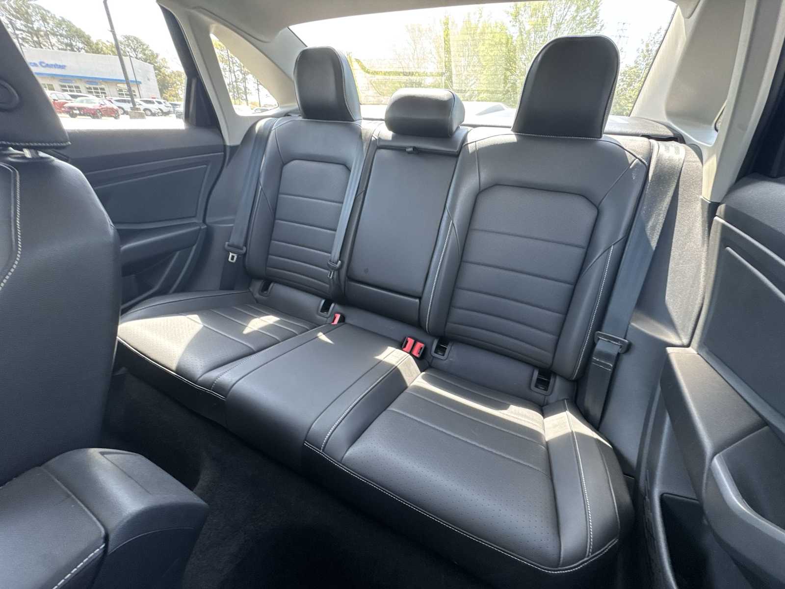 Thumbnail: 2024 Volkswagen Jetta - 24