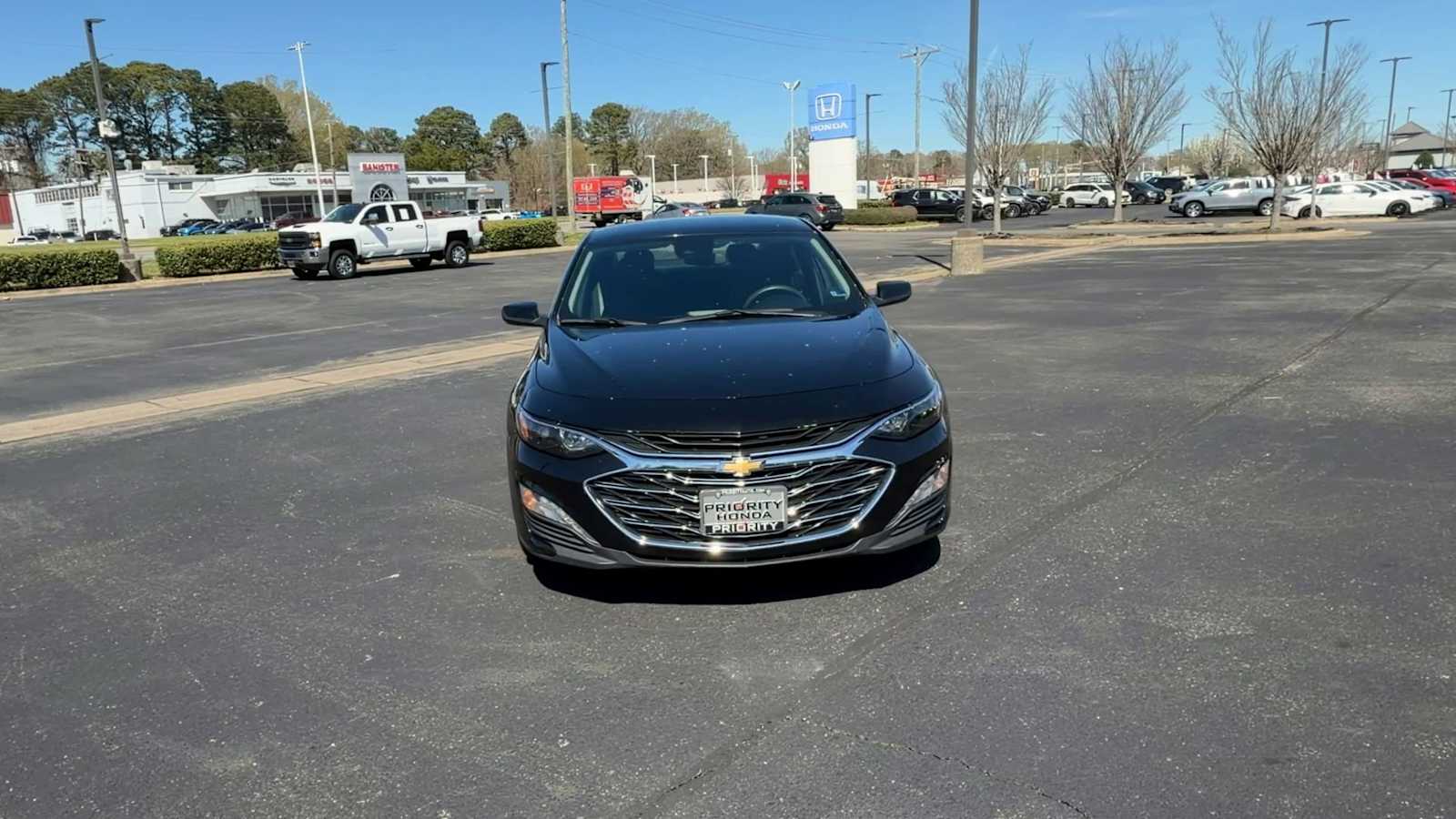 Thumbnail: 2024 Chevrolet Malibu - 3