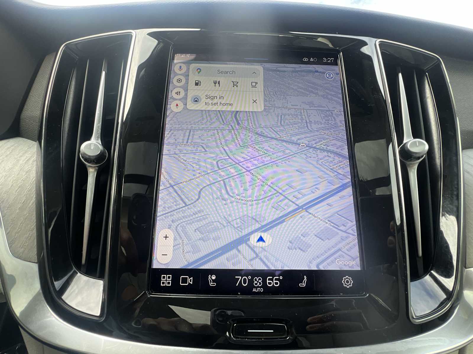 Thumbnail: 2024 Volvo S60 - 20