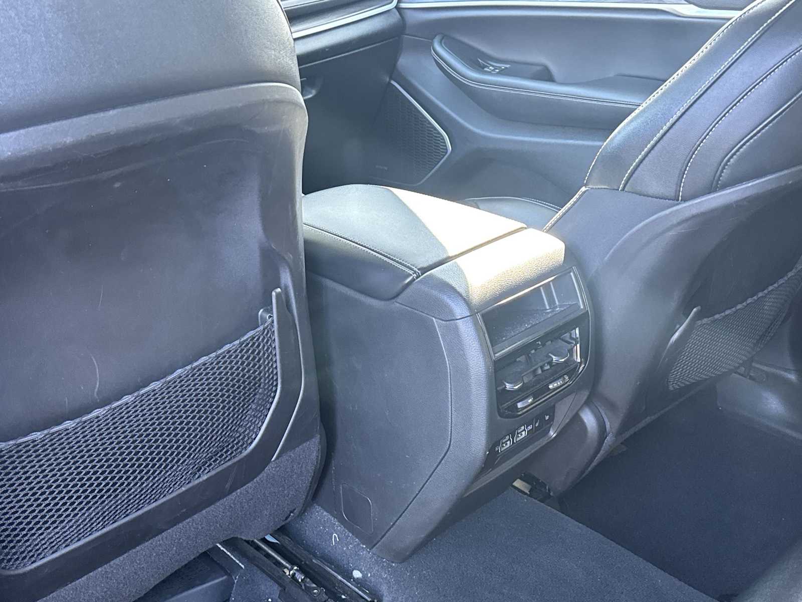 Thumbnail: 2024 Jeep Grand Cherokee - 23