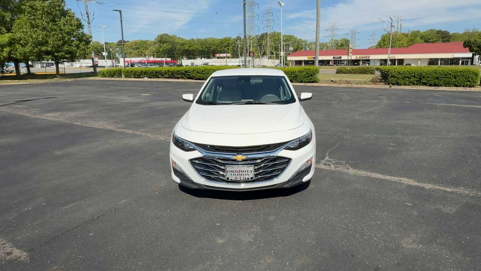 Thumbnail: 2023 Chevrolet Malibu - 3