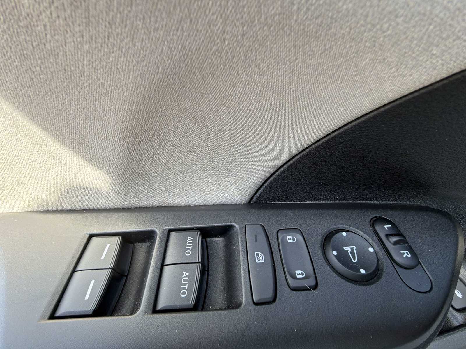 Thumbnail: 2022 Honda Insight - 15