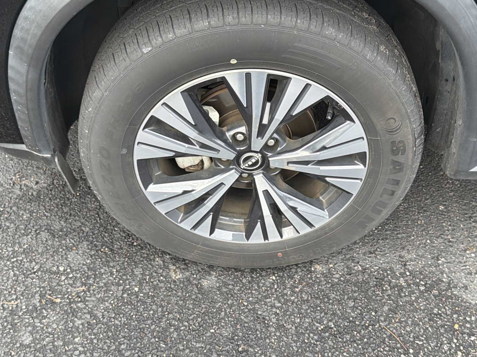 Thumbnail: 2023 Nissan Rogue - 18