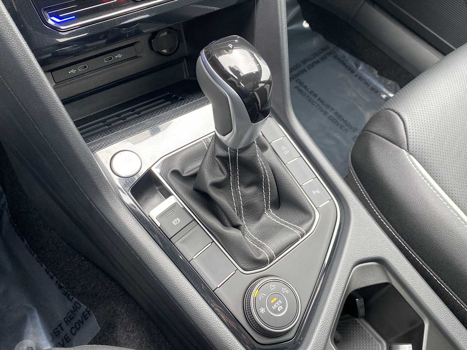 Thumbnail: 2025 Volkswagen Taos - 22