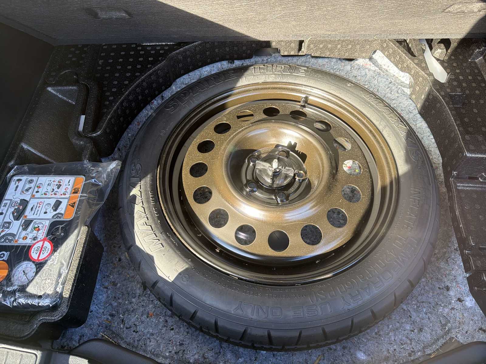 Thumbnail: 2025 Ford Escape - 20