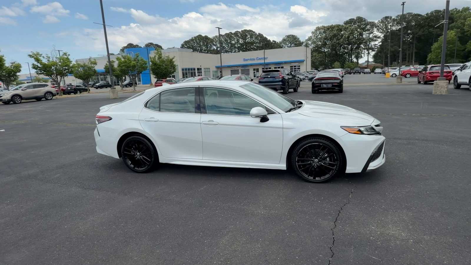 Thumbnail: 2024 Toyota Camry - 9