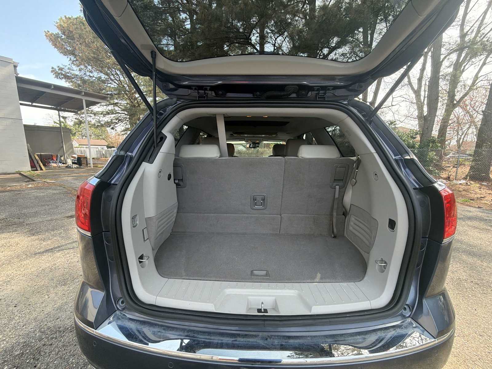 Thumbnail: 2014 Buick Enclave - 21